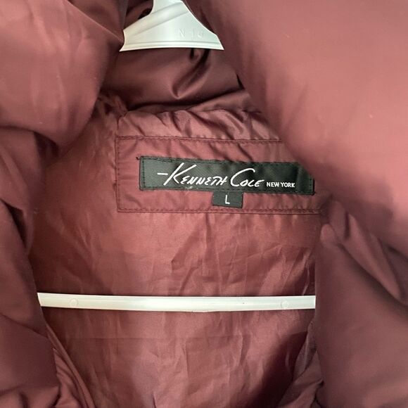 Kenneth Cole Women’s Puffer Down Burgundy button Front Jacket - Picture 3 of 7